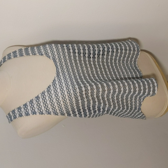 ✔️Splendid Racerback Tank Top Medium - Picture 5 of 11